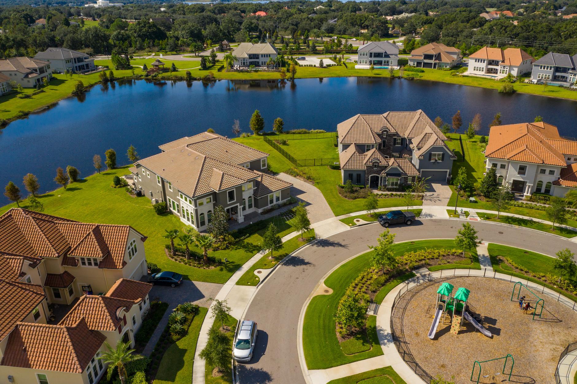 Casa com piscina na área de Orlando, Flórida